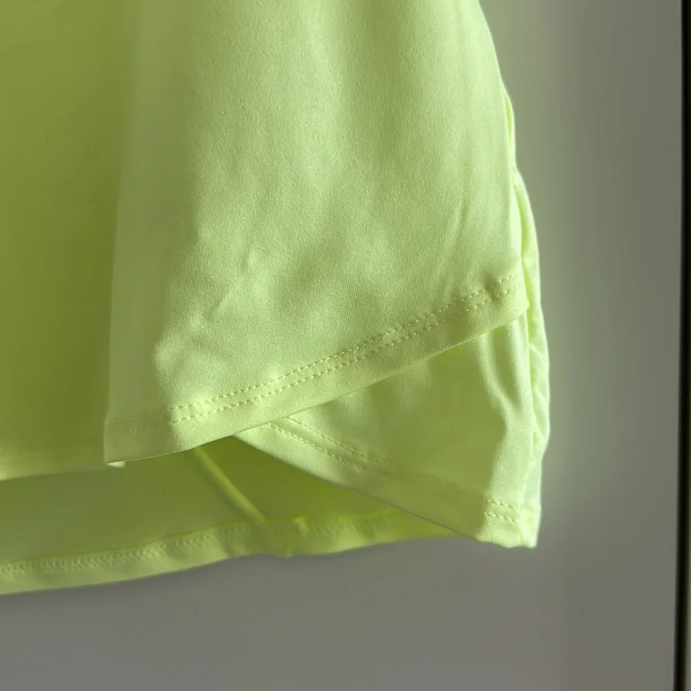 Under Armour Sleeveless Golf Polo - Picture 4 of 6